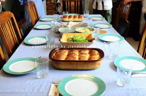 深圳头条豪华晚餐图片,品味奢华，尽享豪华晚餐视觉盛宴”