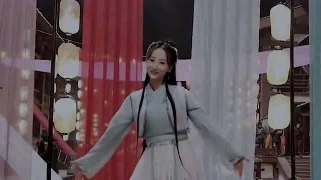 明星即兴舞,明星即兴舞的激情演绎