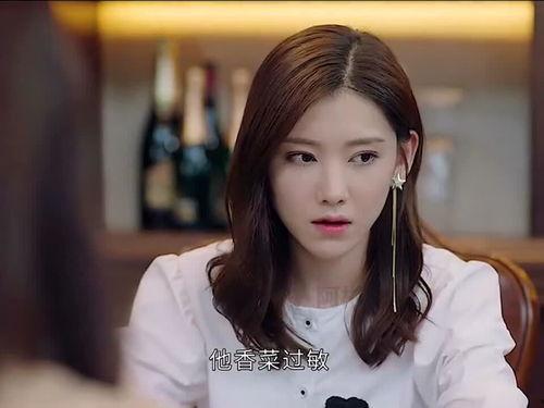 吃瓜学妹东北霸总,东北霸总与吃瓜学妹的甜蜜碰撞