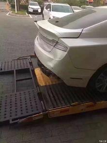 吃瓜的汽车错位图,吃瓜群众眼中的另类交通秀