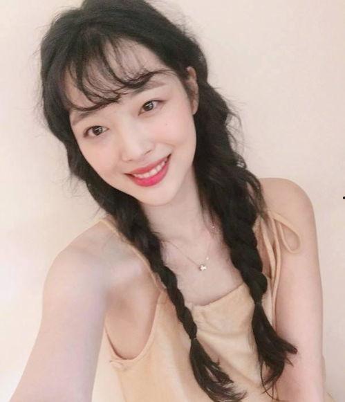 雪莉去世明星,娱乐圈的悲痛时刻与反思