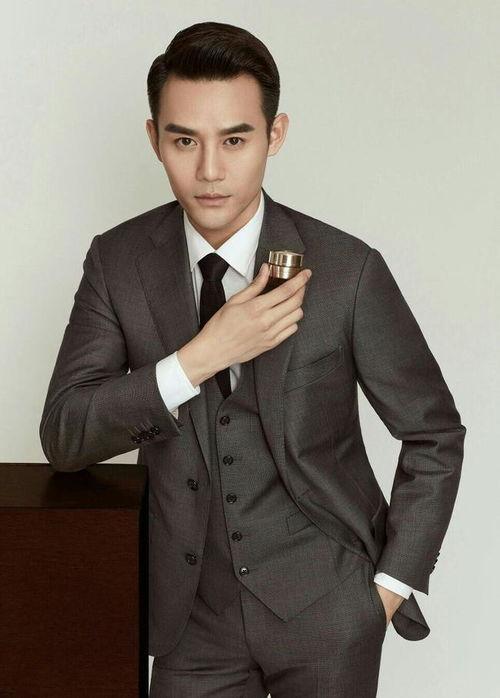 强男明星,塑造时代偶像的硬核力量